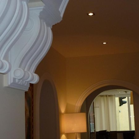 Hotel Rheinischer Hof Bad Soden Bad Soden am Taunus Eksteriør billede