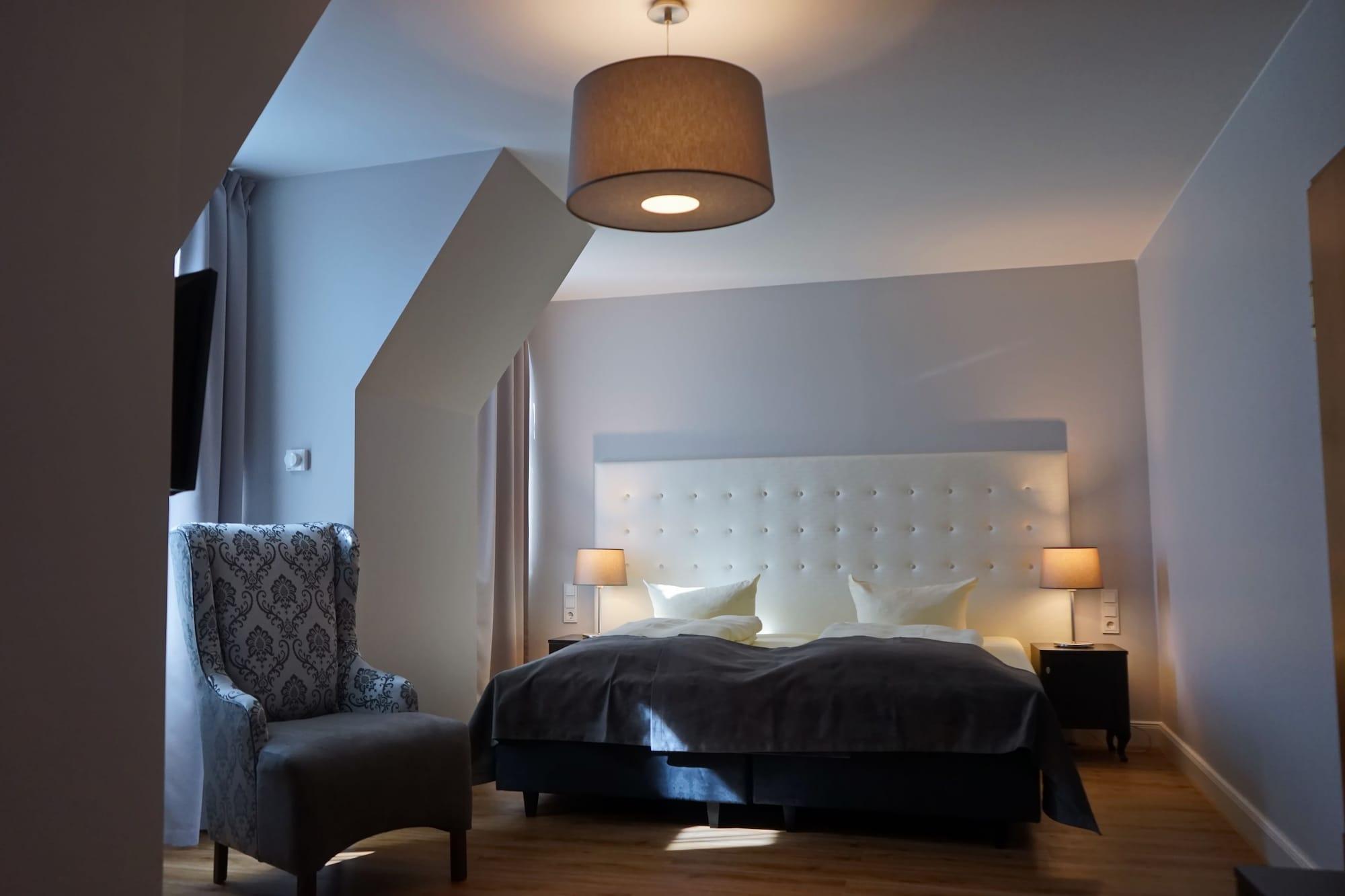 Hotel Rheinischer Hof Bad Soden Bad Soden am Taunus Eksteriør billede