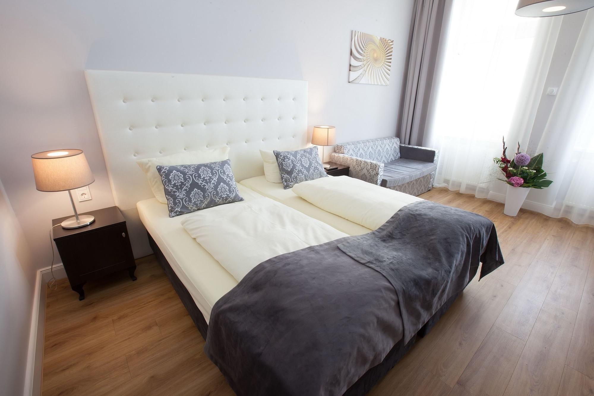 Hotel Rheinischer Hof Bad Soden Bad Soden am Taunus Eksteriør billede