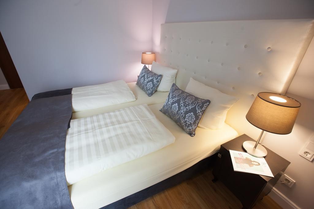 Hotel Rheinischer Hof Bad Soden Bad Soden am Taunus Eksteriør billede