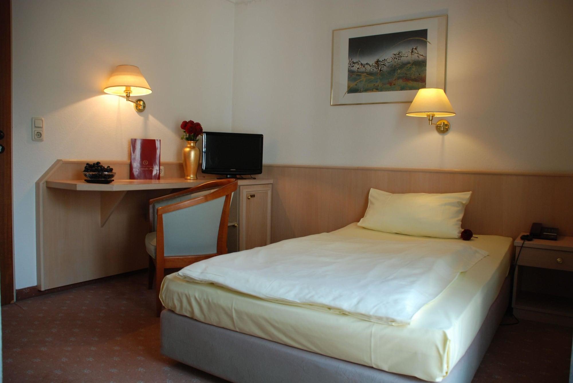 Hotel Rheinischer Hof Bad Soden Bad Soden am Taunus Eksteriør billede