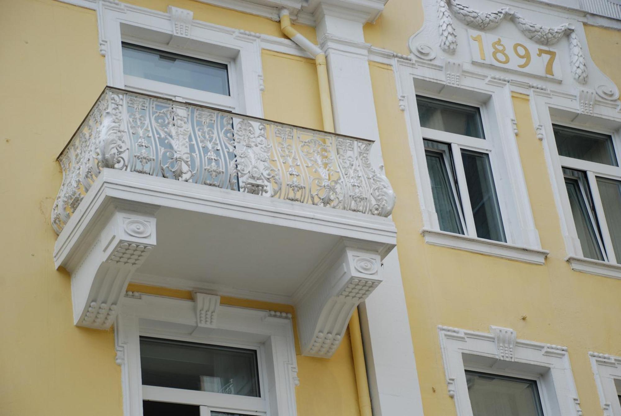 Hotel Rheinischer Hof Bad Soden Bad Soden am Taunus Eksteriør billede